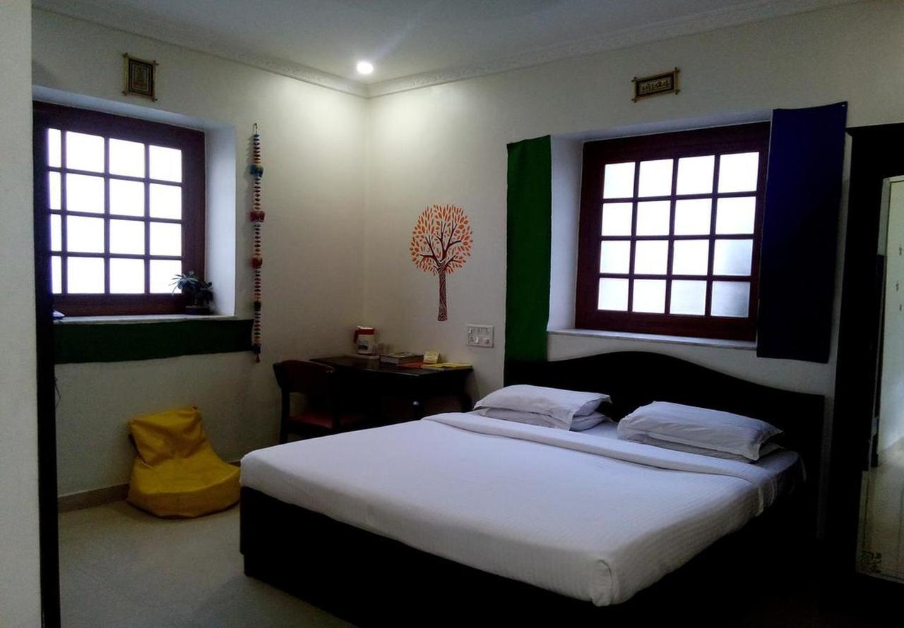 Hotel Ritz Pune Bagian luar foto
