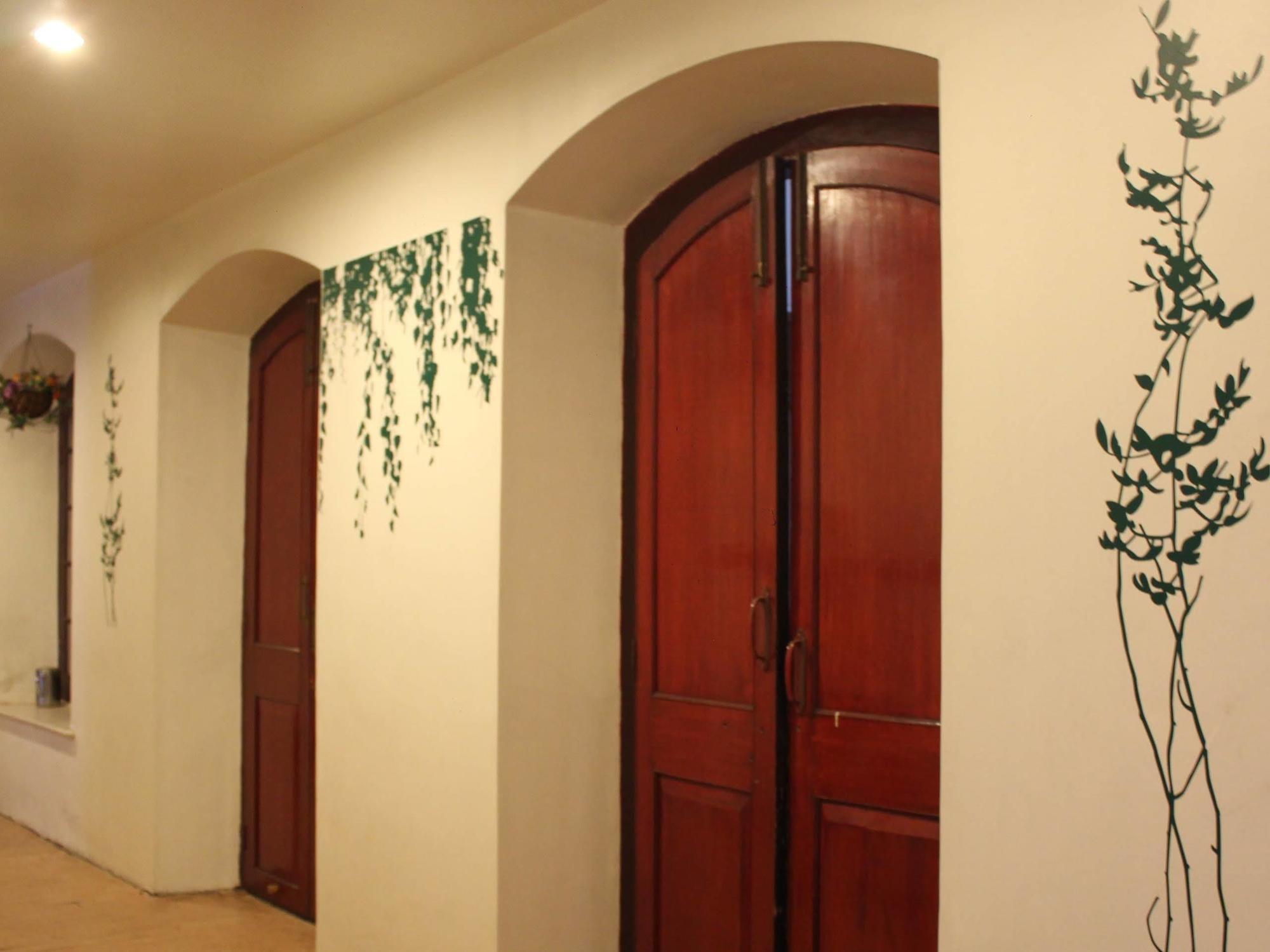 Hotel Ritz Pune Bagian luar foto